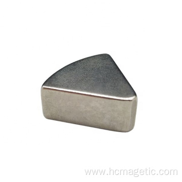 High temperature resistant strong magnetic NdFeB